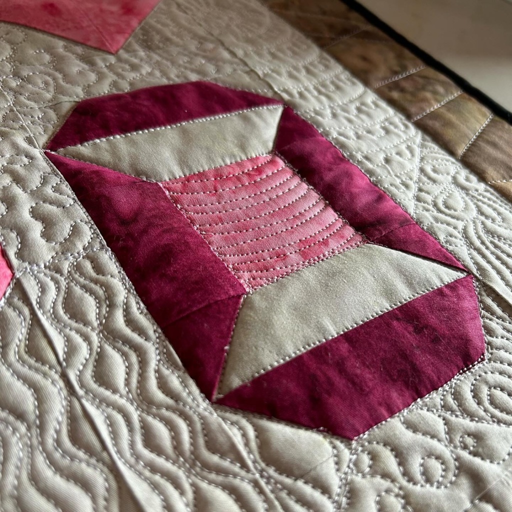 Made with Love Quilt Wallhanging – Free Pattern!